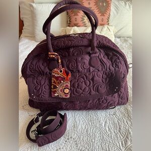 Vera Bradley microfiber weekender with safari sunset luggage tag